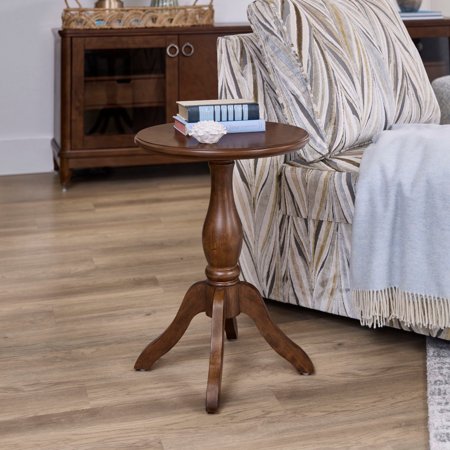 Bellevue - Chairside Table