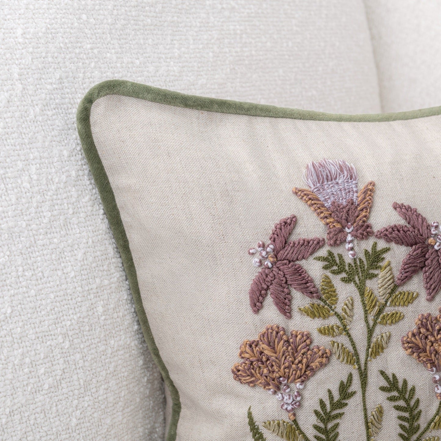 Belcourt - 14" x 26" Pillow - Floral Multi / Olive Green