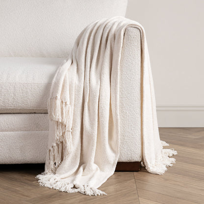 Aria - 50" x 70" Boucle Throw - Ivory