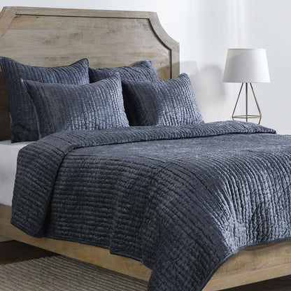 Bari - Velvet Quilt - Sea Fog