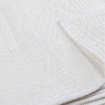 Anessa - Quilt Set