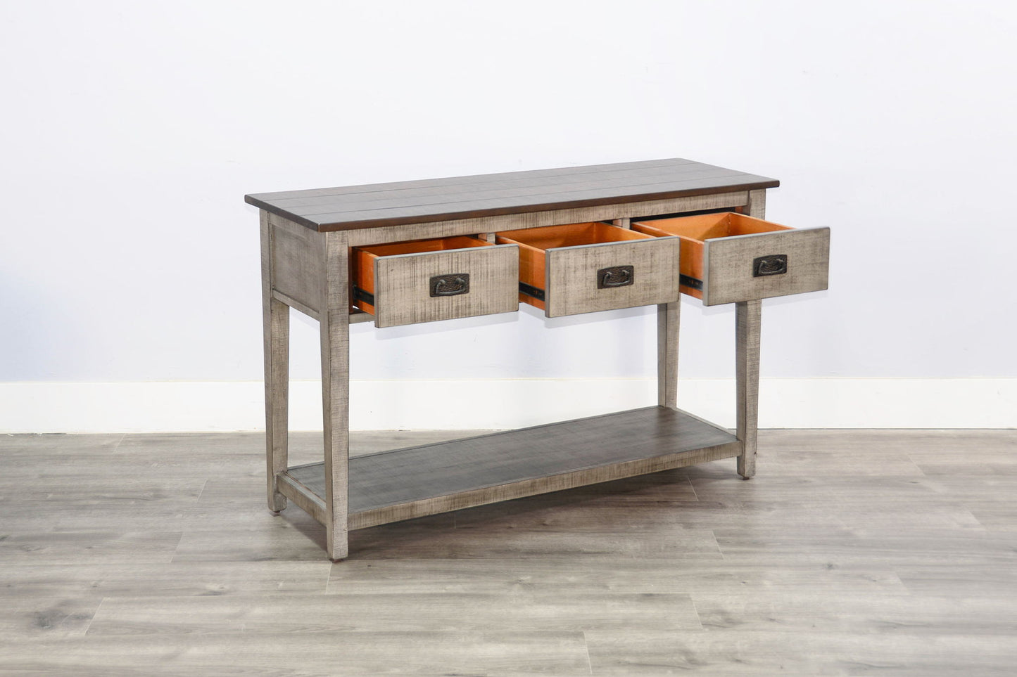 Homestead Hills - Table