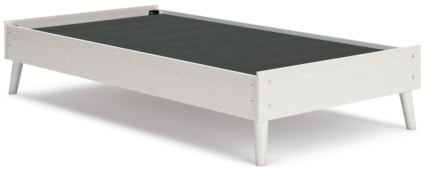 Aprilyn - Platform Bed