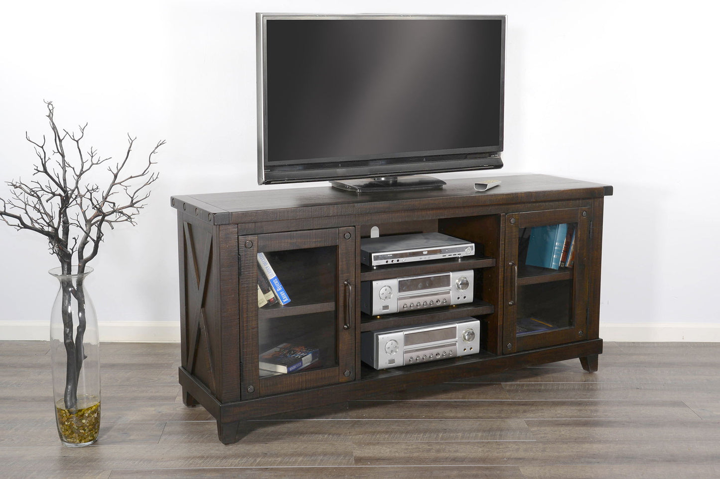 Vivian - Media Console