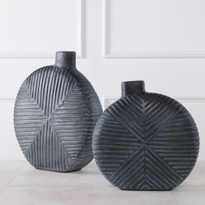 Viewpoint - Aged Black Vases (Set of 2)