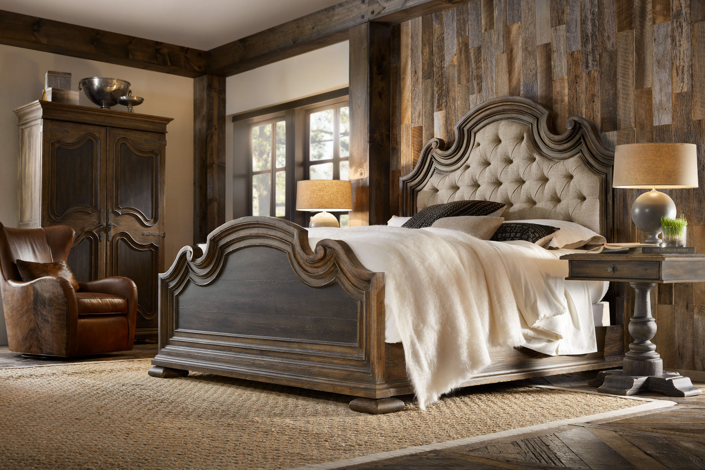 Fair Oaks - Upholstered Bed