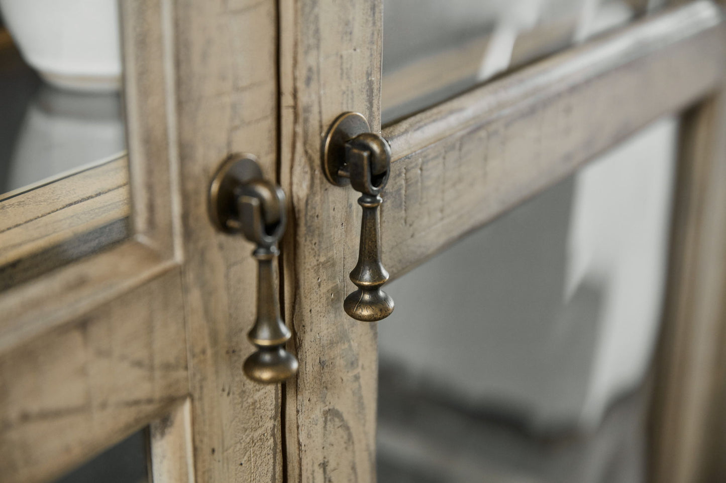 Ciao Bella - Display Cabinet