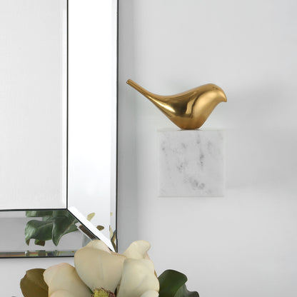 Flying - Solo Bird Wall Decor