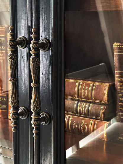 Charleston - Display Cabinet - Black