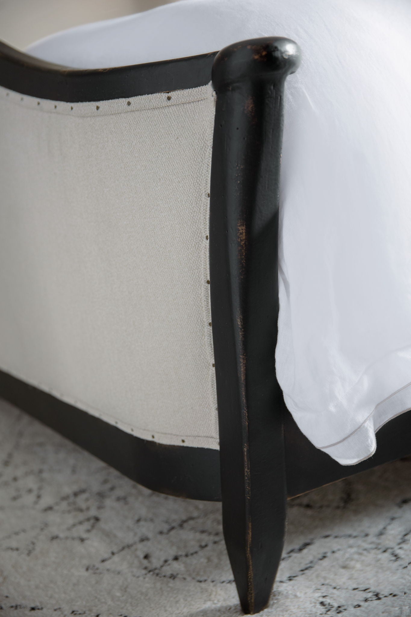 Ciao Bella - Upholstered Bed