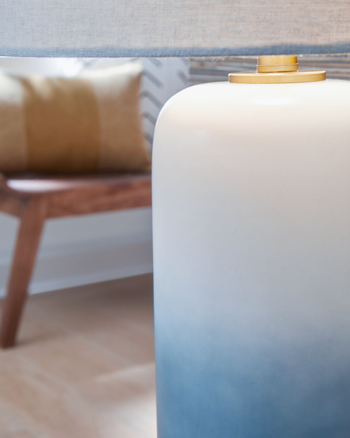 Lemrich - White - Ceramic Table Lamp