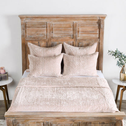 Bari - Velvet Quilt Set