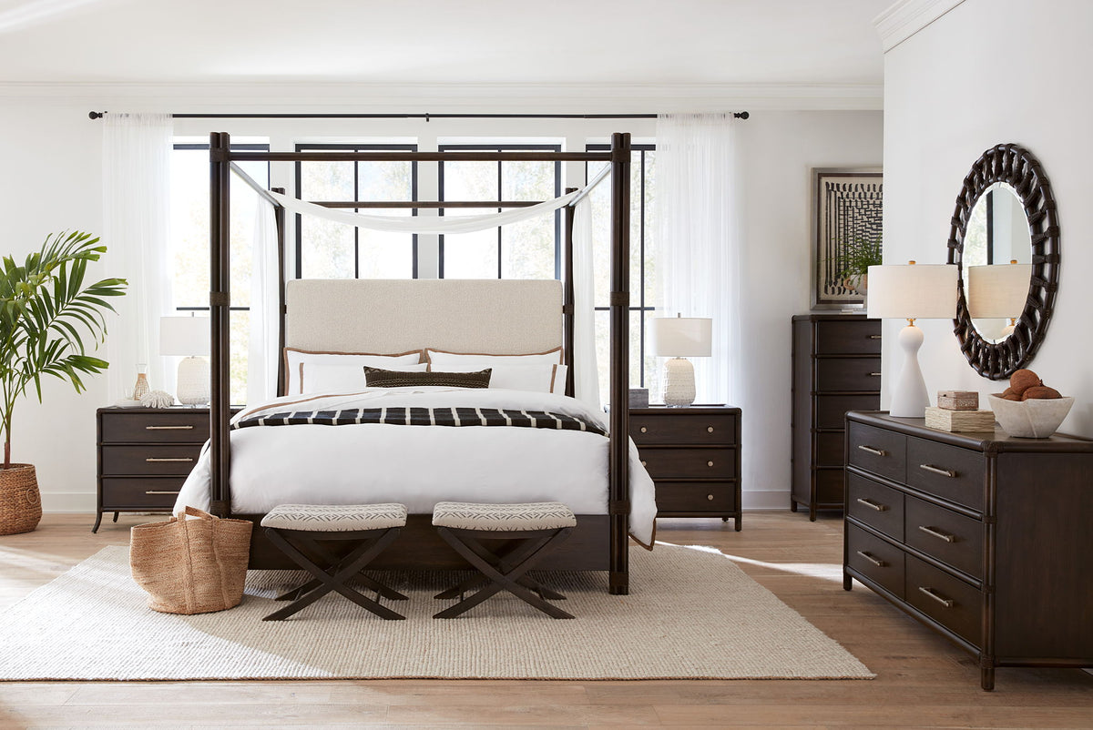 Retreat - Pole Rattan Upholstered Poster Bed With Canopy
