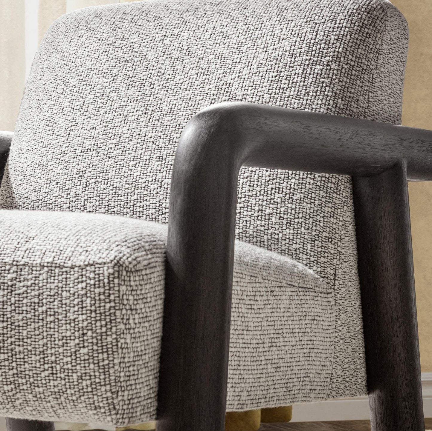 Reyna - Accent Chair